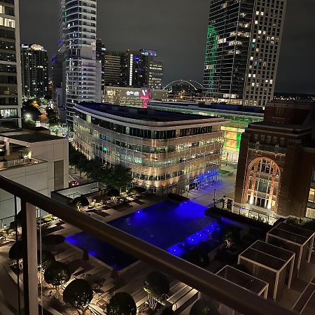 Downtown Dallas Apt With View Walking Distance To Aac With Free Parking Pool Wifi Екстериор снимка