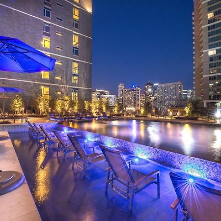 Downtown Dallas Apt With View Walking Distance To Aac With Free Parking Pool Wifi Екстериор снимка