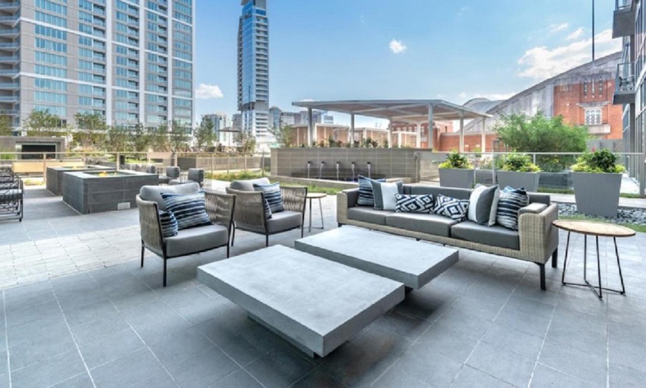 Downtown Dallas Apt With View Walking Distance To Aac With Free Parking Pool Wifi Екстериор снимка